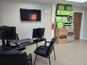 Extra Space Storage - 2223 - San Antonio - Crestway Rd - Photo 4