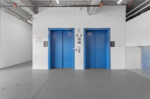 Storage Club - 34th St S - Photo 16