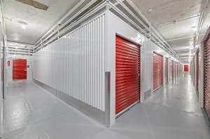 Storage Masters Kingshighway - Photo 6