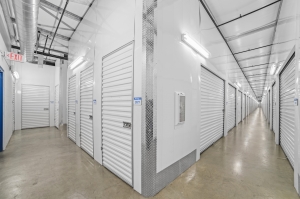 US Storage Centers - San Pedro - Gaffey - Photo 6