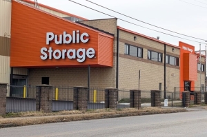 Public Storage - Baltimore - 234 S Haven St