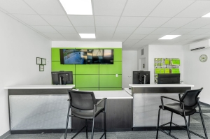 Extra Space Storage - 6739 - Denton - Virginia Cir - Photo 3