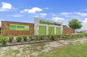 Extra Space Storage - 6738 - Arlington - Mansfield Webb Rd