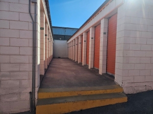 Extra Space Storage - 6728 - Henderson - Athol Ave - Photo 5