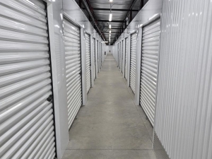 Extra Space Storage - 6472 - Highland - Osborne St - Photo 5