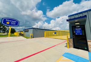 Storage Star Baytown - N. Main Street - Photo 8