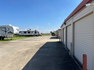 KO Storage of Harlingen - E Porte Ct - Photo 3