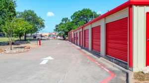 10 Federal Storage - Williams Dr