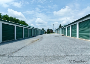 CubeSmart Self Storage PA Mount Joy Cloverleaf Rd - Photo 2