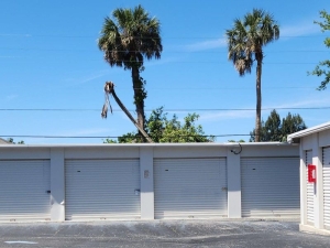 Extra Space Storage - 6737 - Vero Beach - 4870 20th St - Photo 2