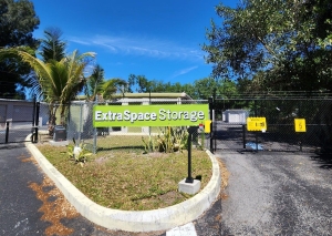 Extra Space Storage - 6737 - Vero Beach - 4870 20th St