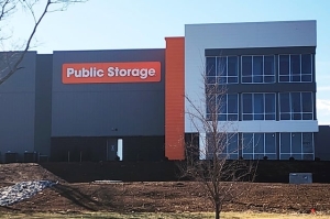 Public Storage - Overland Park - 6721 W 112th St - Photo 1