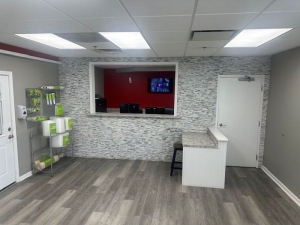 Extra Space Storage - 2099 - Belleville - N Belt W - Photo 4