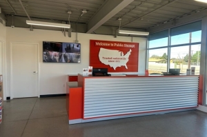 Public Storage - Santa Fe Springs - 13808 Imperial Hwy - Photo 2