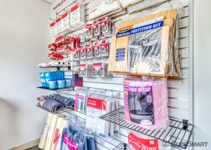 CubeSmart Self Storage - 1053 Cromwell Avenue - Ct - Photo 7