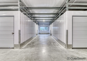 CubeSmart Self Storage - 1053 Cromwell Avenue - Ct - Photo 8