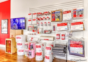 CubeSmart Self Storage - 12902 U.S. 301 - FL - Photo 4