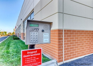 CubeSmart Self Storage - IL Wheaton E Roosevelt Road - Photo 5