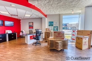 CubeSmart Self Storage - 5700 Washington Avenue - TX - Photo 4