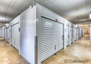 CubeSmart Self Storage - 610 Sawdust Road - TX - Photo 4