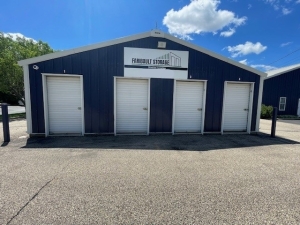 Faribault Storage - Division - Photo 4