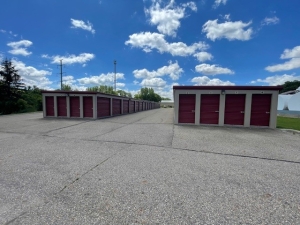 Faribault Storage - Locust - Photo 2