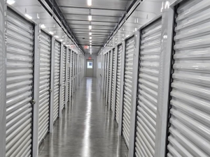 Extra Space Storage - 2214 - Seymour - Commerce Drive - Photo 3