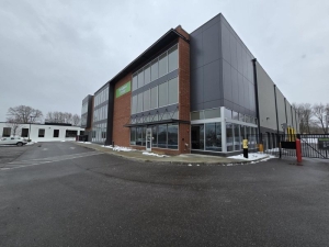 Extra Space Storage - 2095 - Cranberry Township - Route 19 - Photo 2