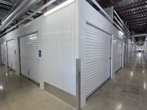 Extra Space Storage - 6787 - Georgetown - NE Inner Loop - Photo 4