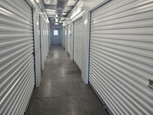 Extra Space Storage - 6813 - Fort Mill - Silver Ridge Dr - Photo 4