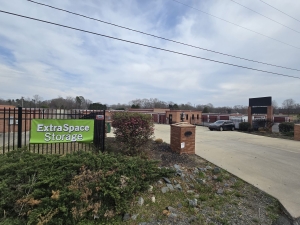 Extra Space Storage - 6823 - Stanfield - 300 NC Hwy 200 N