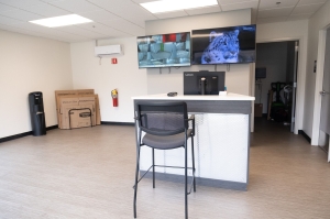 Extra Space Storage - 6830 - Savannah - 117 Little Neck Rd - Photo 7