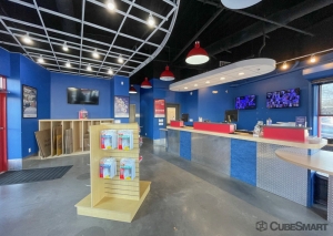 CubeSmart Self Storage NY Bronx Hollers Ave - Photo 3