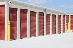 Heartland Storage - North Platte - N Lakeview Blvd - Photo 3
