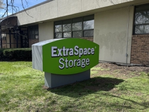 Extra Space Storage - 6374 - Kansas City - Gillham Plz - Photo 2