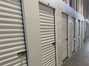 Extra Space Storage - 6374 - Kansas City - Gillham Plz - Photo 4