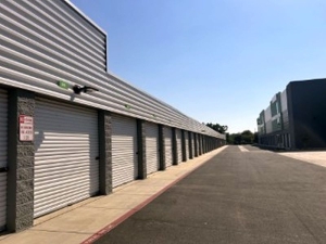 Extra Space Storage - 6352 - Rancho Cordova - Tributary Point Dr - Photo 3