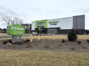 Extra Space Storage - 6672 - Brick - 151 Brick Blvd