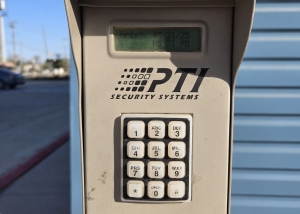 Extra Space Storage - 6877 - Waco - S 11th St