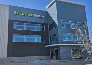 Extra Space Storage - 6877 - Waco - S 11th St - Photo 3