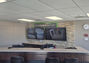 Extra Space Storage - 6877 - Waco - S 11th St - Photo 5