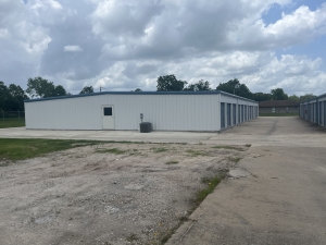 Tri-M Storage 3 - Photo 3