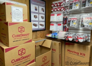 CubeSmart Self Storage - Photo 4