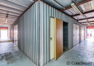 CubeSmart Self Storage - South Cockrell Hill Road - Photo 5