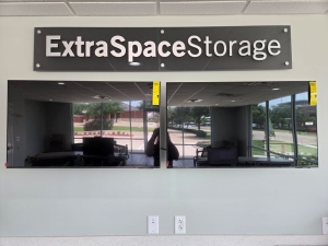 Extra Space Storage - 6184 - Sugar Land - Sugar Park Ln - Photo 7
