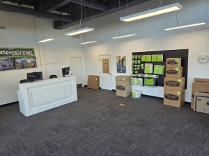 Extra Space Storage - 6898 - Venice - Times Cir - Photo 2