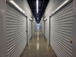 Extra Space Storage - 6898 - Venice - Times Cir - Photo 3