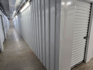 Extra Space Storage - 6807 - Hendersonville - Naples Rd - Photo 5