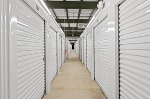 Extra Space Storage - 6804 - Hendersonville - Sugarloaf Rd - Photo 5