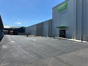 Extra Space Storage - 6804 - Hendersonville - Sugarloaf Rd - Photo 6